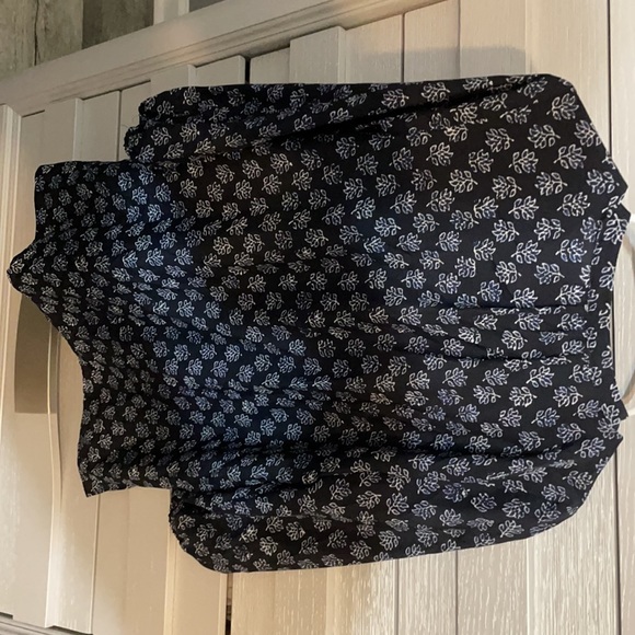 Blouse - Picture 2 of 7